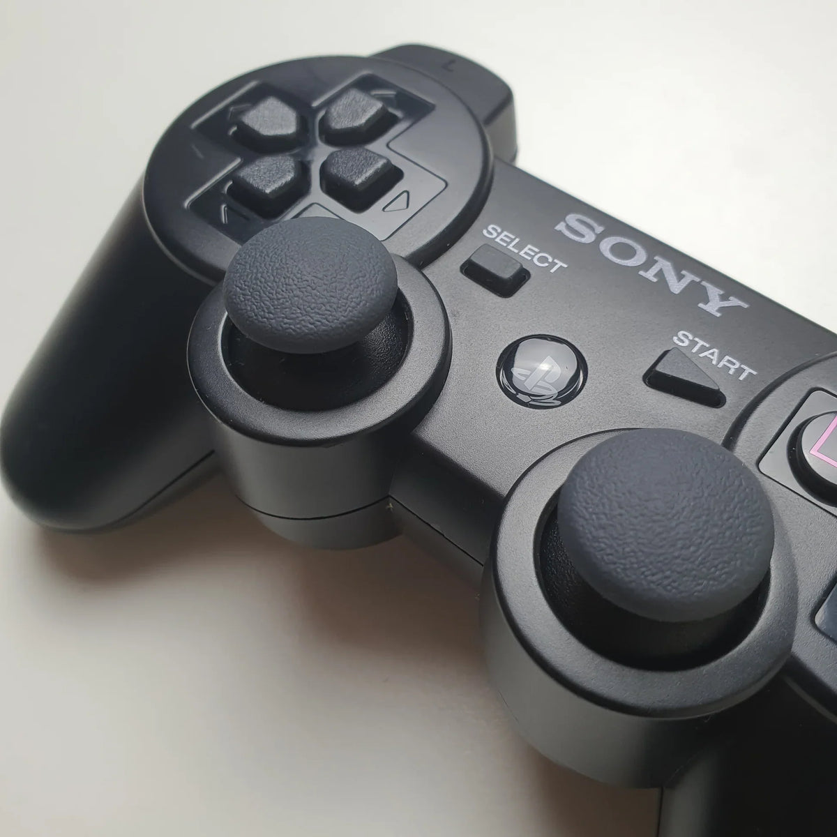 PlayStation 3 (PS3) Dualshock 3 Controller [OEM][Black] – PlayStation 3 Accessory (PS3)